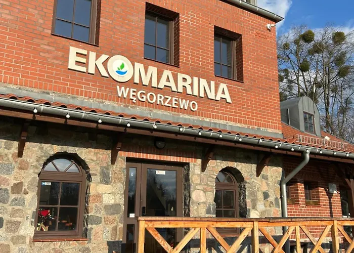 Ekomarina - Noclegowy 1 *